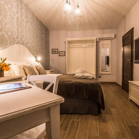 Bed & Breakfast De Rohan 4*