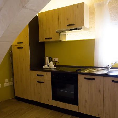 Hotel Bb De Rohan 4*