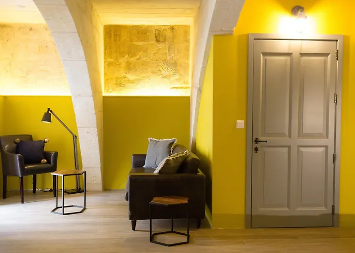 Hotel Bb De Rohan 4*