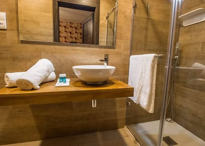 Bb De Rohan 4* Siggiewi